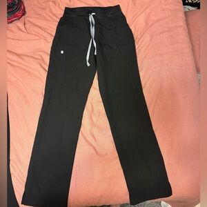 FIGS Kade Cargo pant